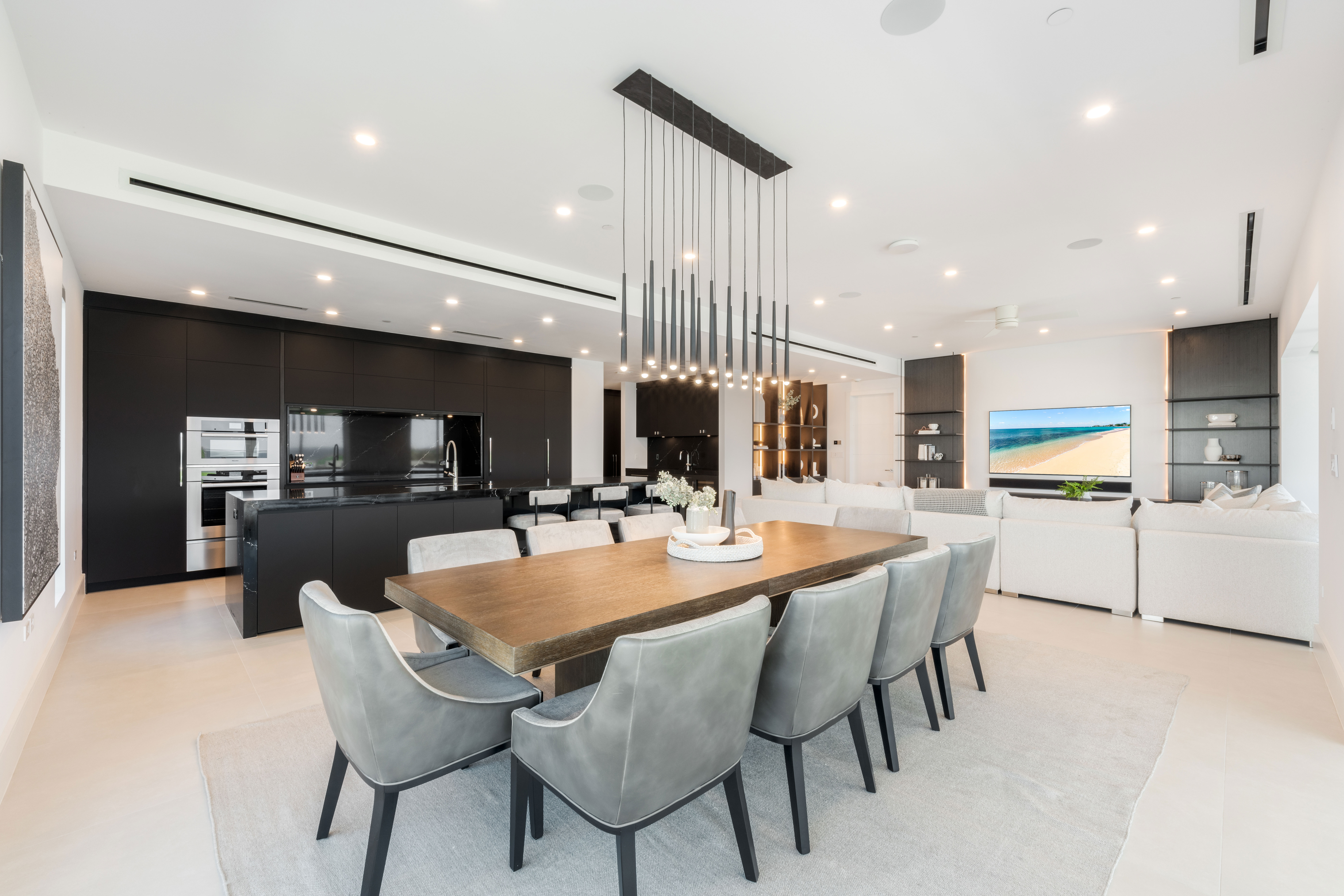 Aqua Condo Dining Area