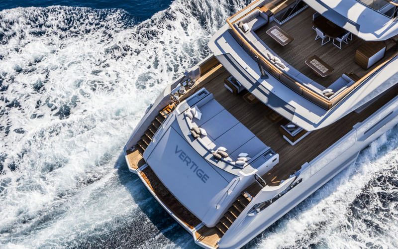 Luxury Sailing in Grand Cayman